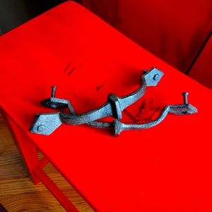 Set of Drawer Pulls. Industrial finish. Metal. Bronze.